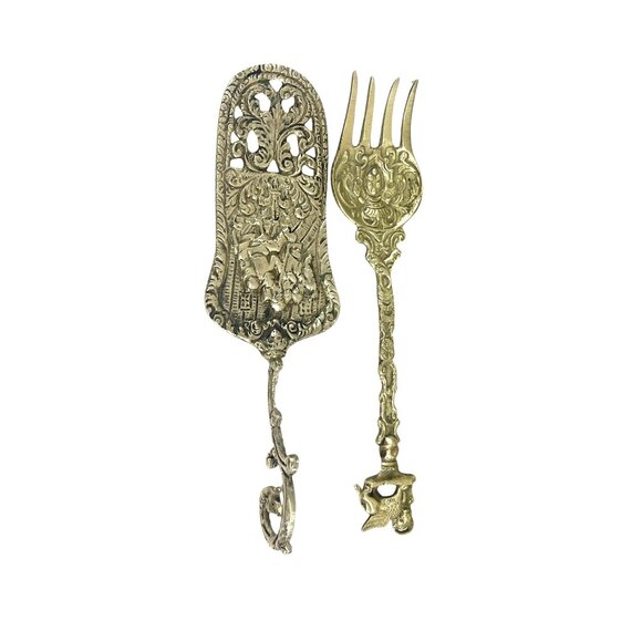 Vintage Ornate Brass Cake Server & Fork Set With Intricate Dutch Village Scene D - Picture 2 of 10
